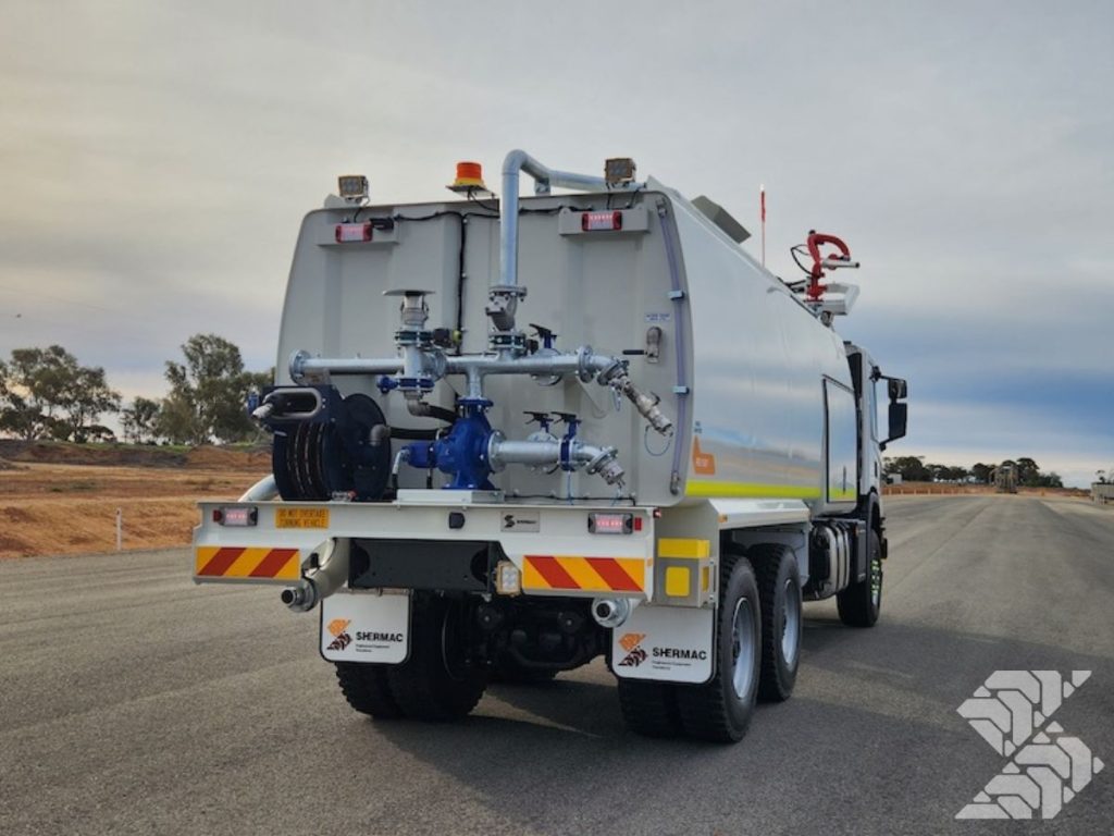 6X6 Water Carts Back View