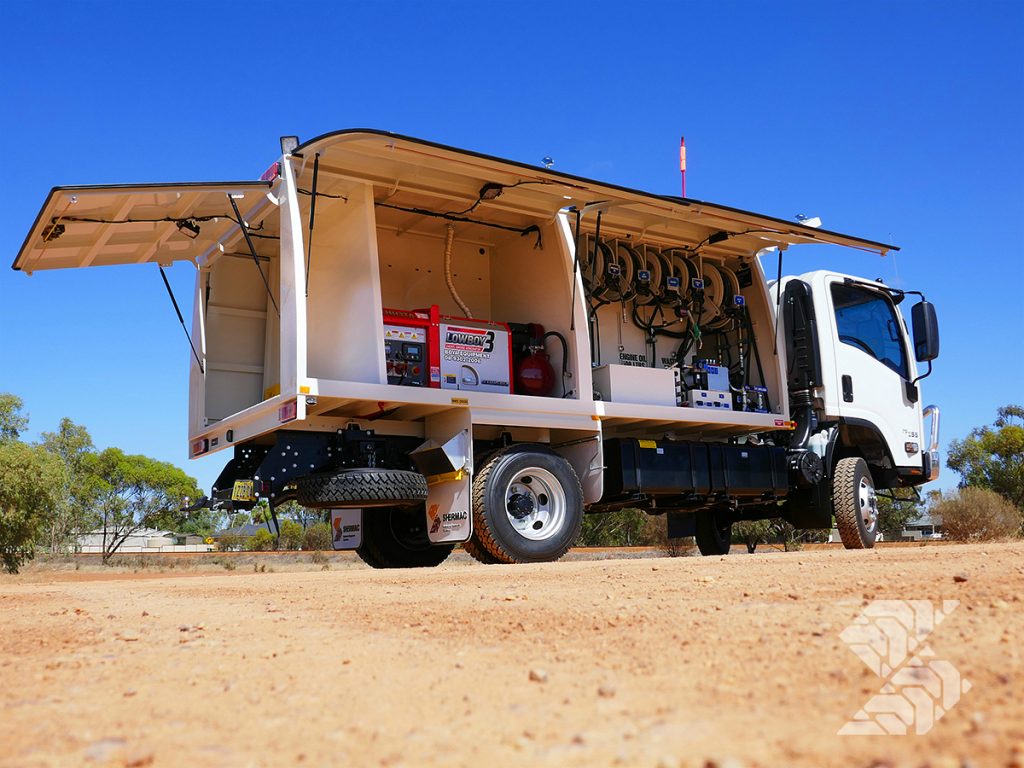 Mineserve-1000-Service-Truck-on-Isuzu-NPS-75-155-Single-Cab-Manual-Cab-Chassis-3