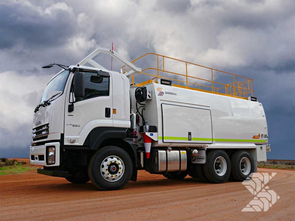 Shermac-Mineserve-Refueling-Truck-on-Isuzu-FXZ-1500-Auto-6x4-Cab-Chassis-2