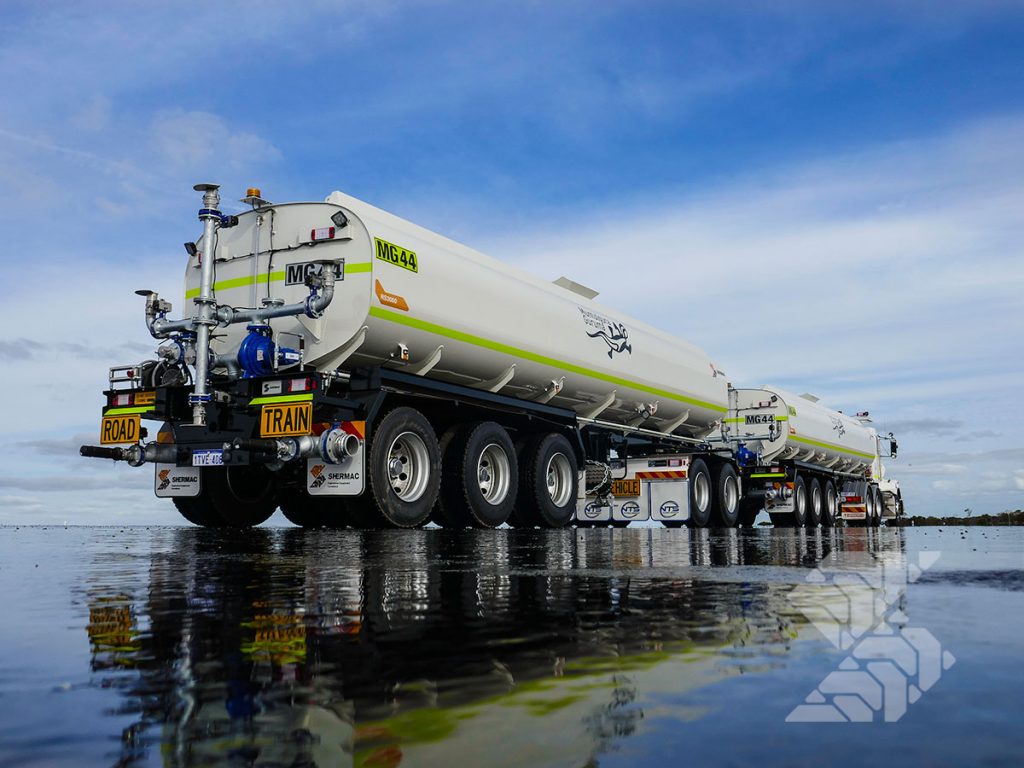 Shermac Roadserve 3000 Semi Water Tankers (2)